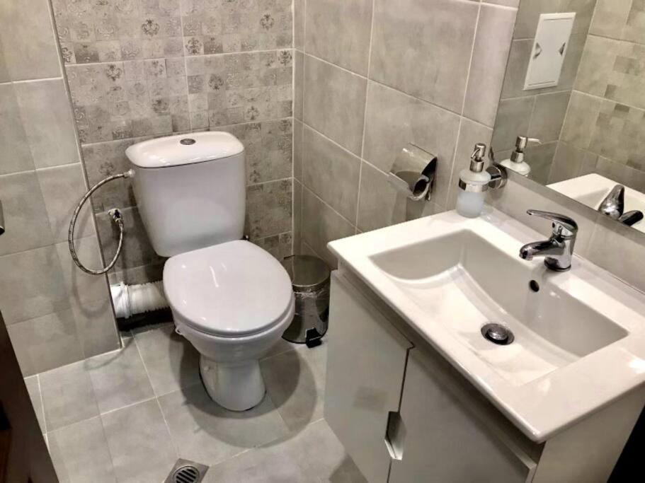 Comfort Luxury Apartments Vratsa Buitenkant foto